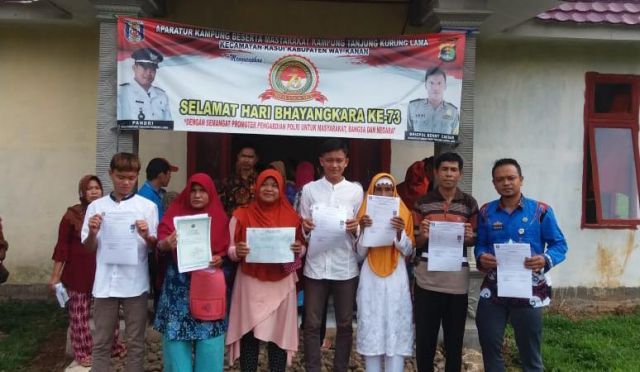 Galeri Pelayanan Keliling Disdukcapil Way Kanan Ke Kampung Tanjung Kurung Lama, Kamis 11 Juli 2019